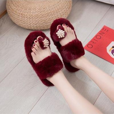 China Luxury Cute Slipper Toe Big Cross Fur Breathable Wholesale Women's Fur Bedroom Slippers For Women for sale