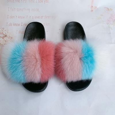 China Fashion Trend Wholesale Real Fur Super Fluffy Slipper Fox Fur Slides For Women for sale