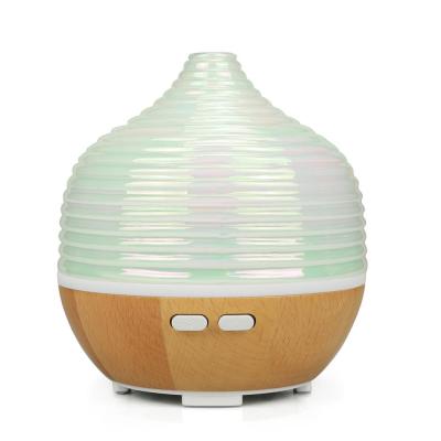 China 2021 Hotel Technology Real Wood Essential Oil Glass Diffuser Beautiful With Modern Decorative Diffuser for sale