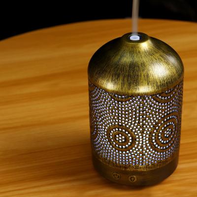 China Hotel Metal Bronze Home Essential Oils Diffuser, 100ML Cool Mist Scent Diffuser Stock Metal Humidifier for sale