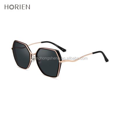 China Rose Gold And Black Female Shiny Tac Sun Glasses Unique Fashion Design Sunglasses for sale