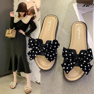 China 2021 Trendy Fashion Student News Soft Bottom Women's Slippers Flip Flops Outer Wear Slippers CUSHIONING for sale