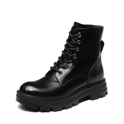 China Around 2021 Fashion Ladies Winter Round Head Women's Martin Boots Thick Bottom Leather Women's Boots for sale