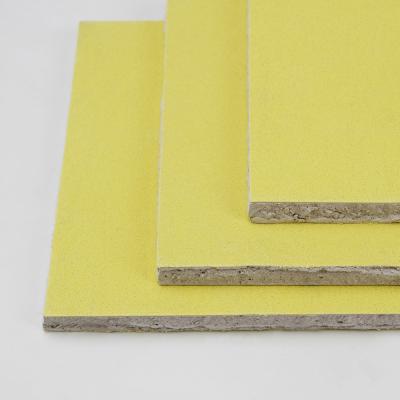 China 1220mm X 2440mm Fiberglass Gypsum Board Reinforced Fire Resistant for sale