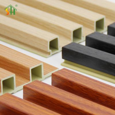 China Productos al contado Ventas calientes Panel de pared exterior de Wpc PVC de madera plástico compuesto revestimiento de pared exterior en venta