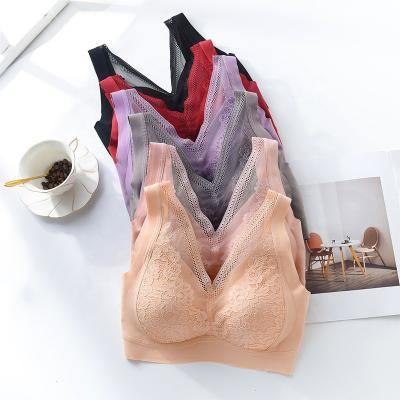 China QUICK DRY hibiscus flower lace underwear women wide shoulder straps gather on support no trace beautiful back bra no steel ring for sale