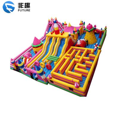 China Amusement Park Mall School Modern Design Inflatable Playground, Giant Inflatable Bouncy Castle With Funny Obstacle Kids Amusement Theme Park Features. for sale