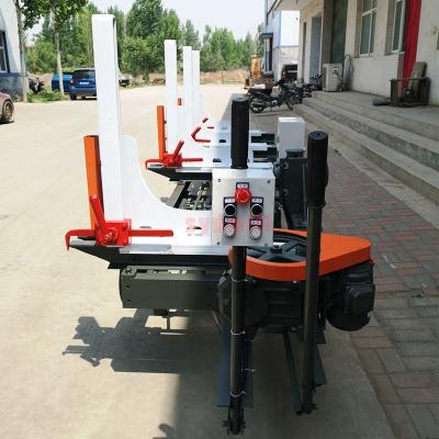 China Semi-automatic Vertical Band Sawmill Machine For Wood Working With Log Carriage for sale