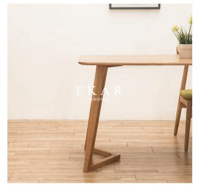 China Latest Designs Solid Wood Furniture White Oak Dining Table for sale