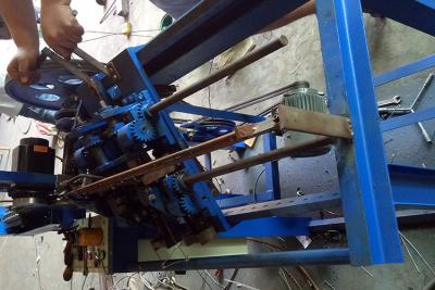 China Anti Rust Loop Tie Wire Netting Machine , Wire Looping Machine For Binding Wire for sale