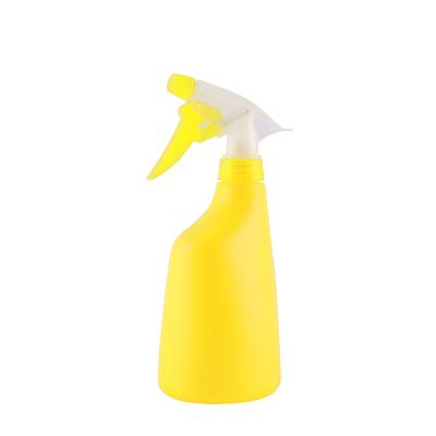 China Multicolor Household Products Spray Plastic Water Bottle Hand Pressure Spray Bottle Spray Bottle for sale