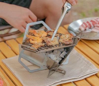 China Customized Request Food Grade Non-Stick Stainless Steel Foldable Camping Grill Stove for sale