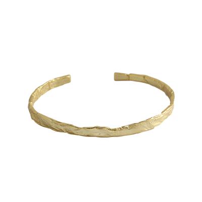 China Fashionable 1.0 Micron True Brass Material Gold Plated Cuff Bracelet for sale