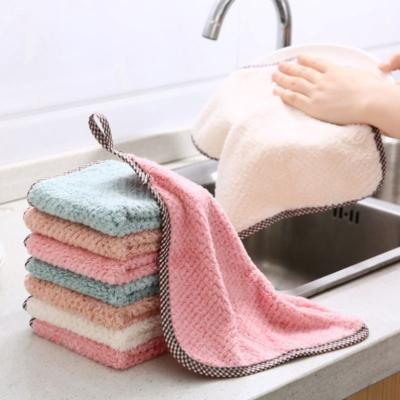 China Stabilized Household 30*30cm Sustainable Custom Microfiber Eco-Friendly Kitchen Brush Feeds for sale