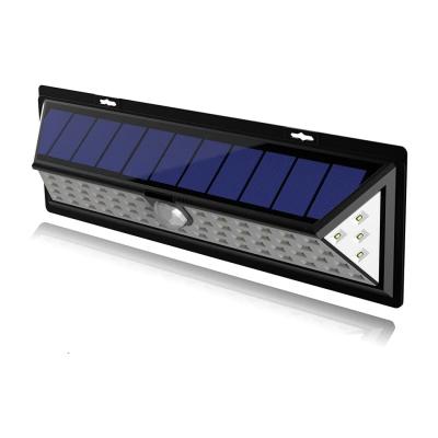 China Garden Solar Led Outdoor Garden Light On Solar Powered Solar Lamp With Motion Sensor And Night Sensor for sale