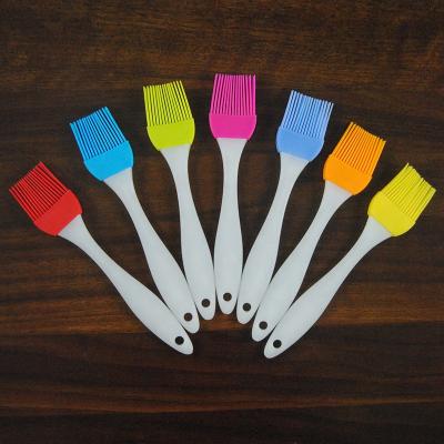 China Viable Small BBQ BBQ Brush Cake Brush BPA Free Silicone Cream Free Food Grade Oil Baking Brush for sale