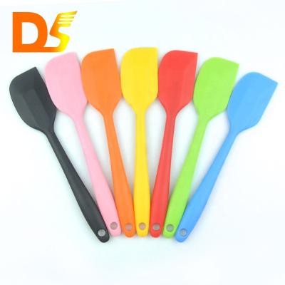 China Viable Spatula Heat Resistant Kitchen Butter Tool Silicone Baking Spatula Stirring Flour Cream Spatula for sale