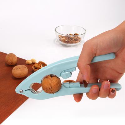 China Hot Viable Amazon Chestnut Opener Metal Sheller Kitchen Instrument Nuts Tool Nutcracker Chestnut Opener for sale