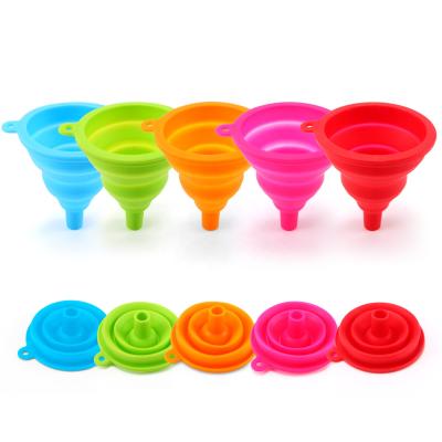 China Viable Collapsible Silicone Oil Funnel Kitchen Silicone Food Grade Collapsible Funnel for sale