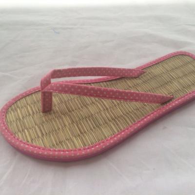 China Bamboo Flip Flops Woman Flip Flops for sale