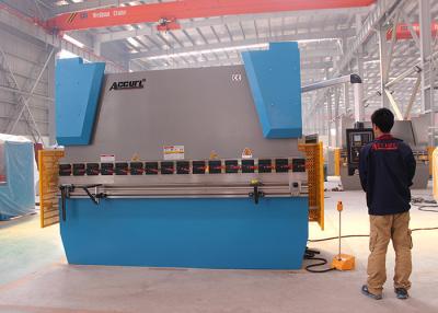 China Automatic 3200MM 200 Ton Press Brake , NC Accurl Press Brake Hydraulic Bending Machine for sale