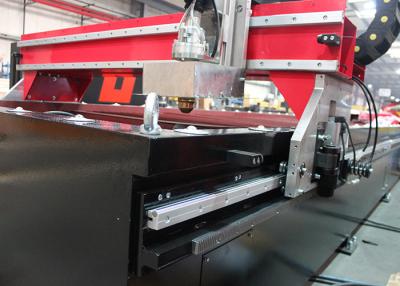 China 4 Axis Steel CNC Plasma Cutting Machine Square / Rectangular Tube Plasma Cutter for sale