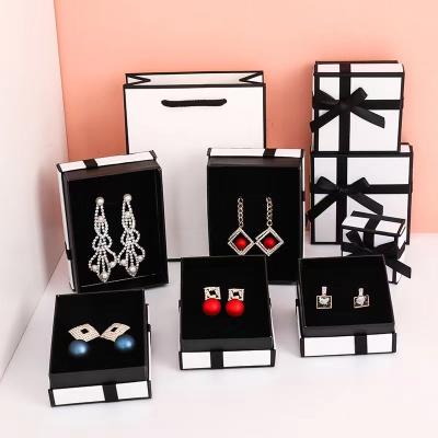 China New Fanshion Simple Bowknot Ring Earring Necklace Jewelry Packaging Box Packaging Bag Jewelry Storage Box for sale