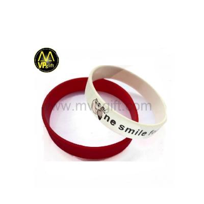 China Cute Popular Funny Shape Silicone Snap Bracelets Sliding Lock Bracelet for sale