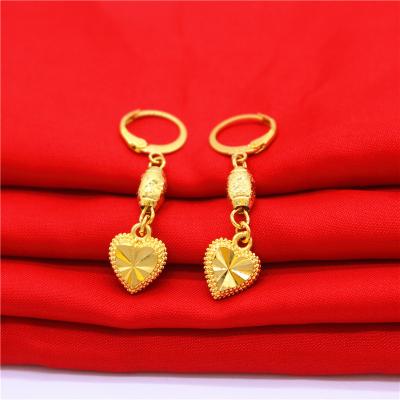 China CLASSIC female tassel earrings long drop water temperament pierced gold simple sand gold heart-shaped transfer pearl earrings jewelry for sale