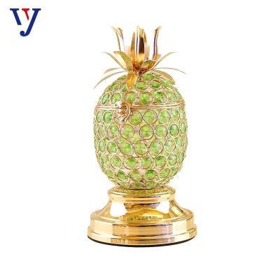 China Home Celebration Gift Holiday Home Gift Wedding Candlestick Wedding Candlestick Decoration Pineapple Decoration Crystal Candy Jar for sale