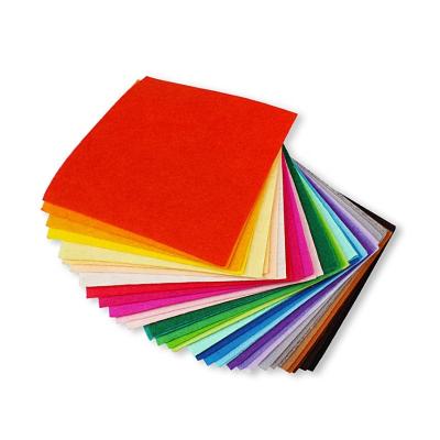 China Natural Anti-bacteria Nonwoven Polyester Fabric Recycled 100% Colored Felt for sale