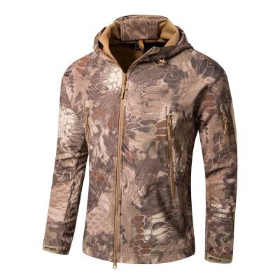 China Multifunctional Waterproof Shark Skin Softshell Jacket Camouflage Printed Softshell Tactical Military Jacket for sale