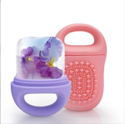 China Gestookte Ice Face Roller Cube Roller voor het gezicht olie absorberende Roller Face Cleaning Brush Te koop