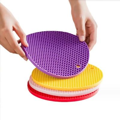 China Silicone Drink Coaster Non-slip Pot Holder Table Placemat for Kitchen Accessories for sale