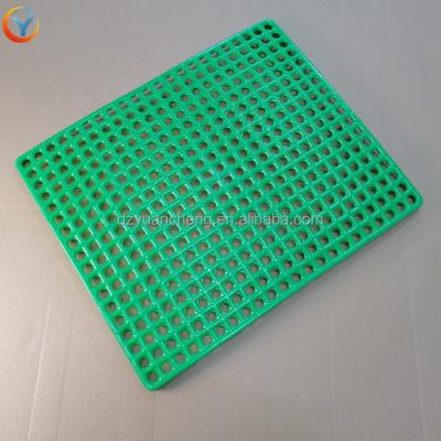 China Farms Wholesale Rabbit Slat Plastic Flooring For Rabbit Cage for sale