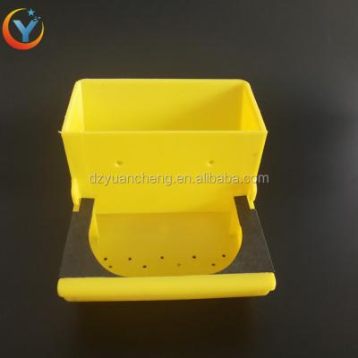 China Used In Automatic Cage 2018 Plastic Rabbit Feeder For Sale Cheap 15cm Long for sale