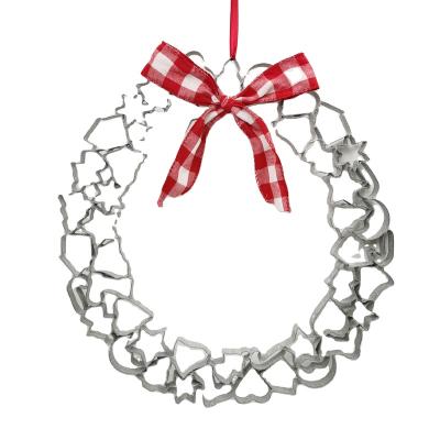 China Christmas.party Christmas Cookie Cutter Wreath Christmas Decoration Product for sale