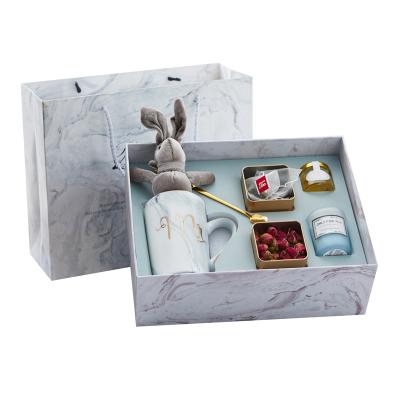 China Free Materials Dongguan Yongyi Design Recycled Custom Luxury Lid And Bottom Paper Boxes Empty Foam Gift Packing Box For Cup for sale