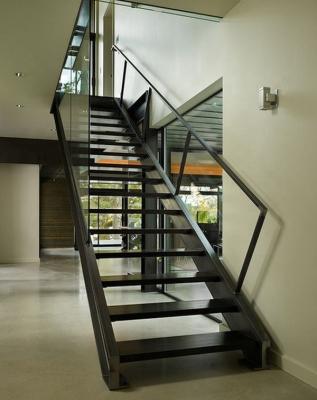 China Villa Painting Black Finish Steel Exterior Stairs Garden Steps for sale