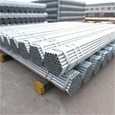 China Hete Ondergedompelde Gegalvaniseerde het Staalpijp DC51D Z180 88mm OD 9m van ASTM A53 ERW voor Bouw Te koop