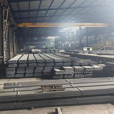 Chine Barre en acier au carbone T section MS T Pour l'industrie de la construction Q235B Faisceau T à faible teneur en carbone 40*40*4*4mm Taille à vendre