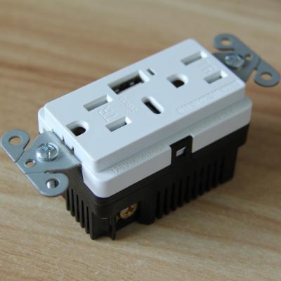 China Residential / Multi-Purpose Credence UL Approved For USA Markets 15A Receptacle UL Approved USB Wall High Power Outlet With 2 UL USB Outlets for sale