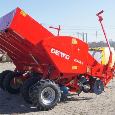 China With Fertilization Skyplant Potato Seeder Transplanter Machine Potato Planter China for sale