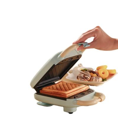 China Various bakeware 3 in 1 Japanese light weight breakfast machine sandwich maker household multifunctional waffle maker for sale