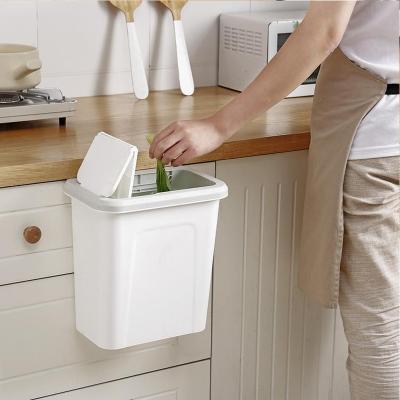 China Popular creative wall mounted kitchen stocked hanging waste box with lid cabinet door kitchen bote de basura trash can for sale