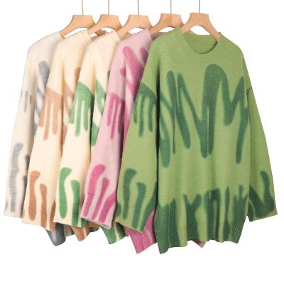 China Winter Women Sweaters Anti-wrinkle Printing Streetwear Warm Tracksuit 2021 Elegant Green Striped Oversized Loose O-neck Long Sweaters for sale