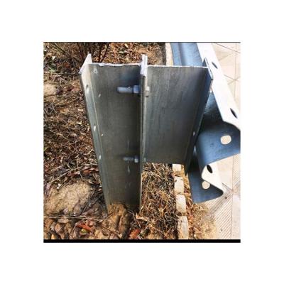 China Q235 Galvanized High Quality Steel Beam Barrier Guard Rail Metal Crash Guardrail In Highway for sale