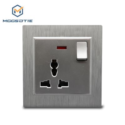 China Versatile silver brush series wifi wall switches UK standard multi socket 3pin wall switches socket wall switch for sale