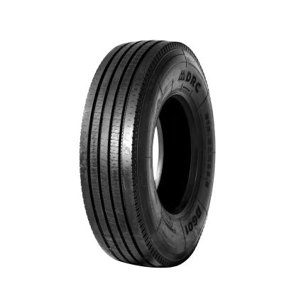 China High Quality MEGA ROYAL Black Vietnam Rubber Steel Truck RM60 Carbon Cord Tire Truck Tire Radial Size 315/80R22.5 for sale