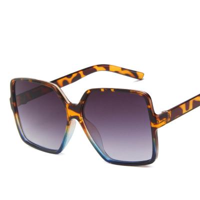 China 2022 New Fashionable Customizable Oversized Unisex Square Sunglasses for sale